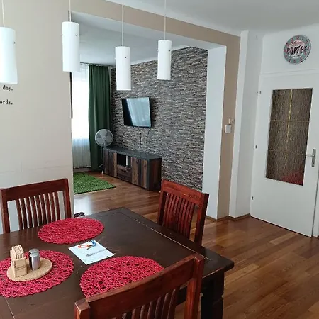 Moderne Und Schoene Апартаменты *