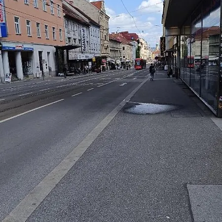 Moderne Und Schoene Апартаменты *
